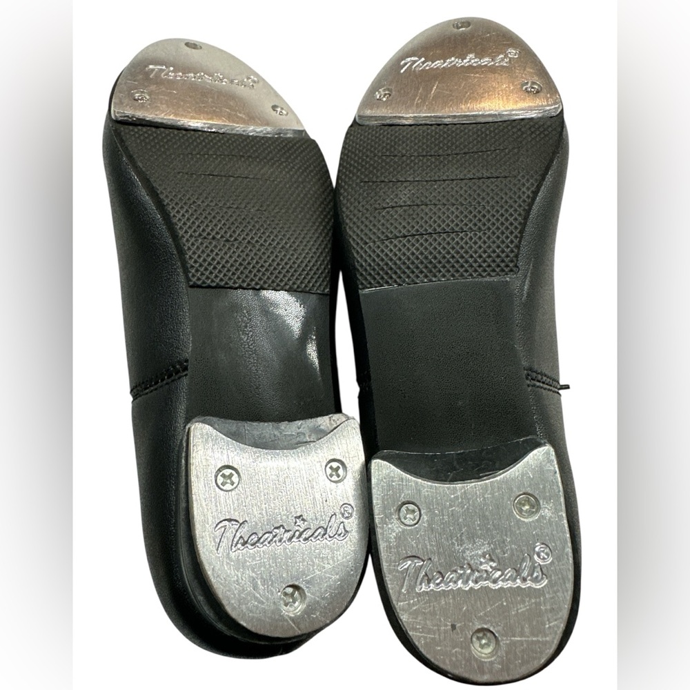 Theatricals Child’s Black Tap Dance Shoes Faux Leather Preowned Size 1 - Picture 4 of 5